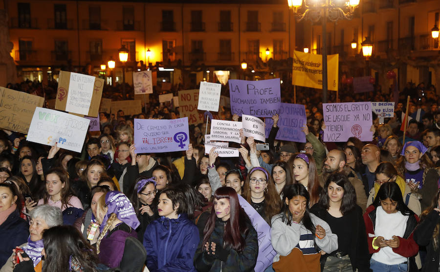 Fotos: Palencia se manifiesta en el Día de la Mujer