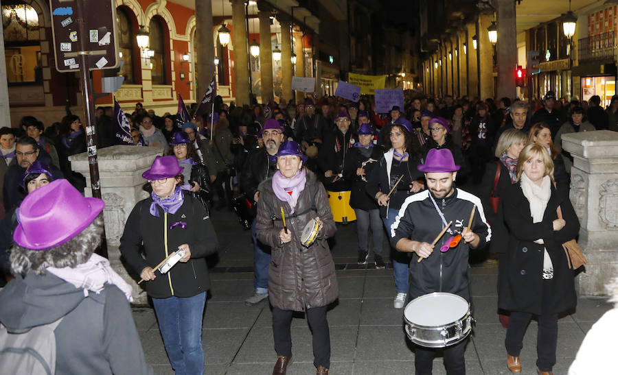 Fotos: Palencia se manifiesta en el Día de la Mujer