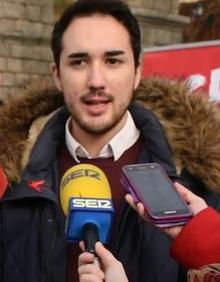 Imagen secundaria 2 - Arriba, José Luis Aceves (nº1 al Congreso). Abajo, Esther Martín (nº2) y David Arévalo (nº3). 