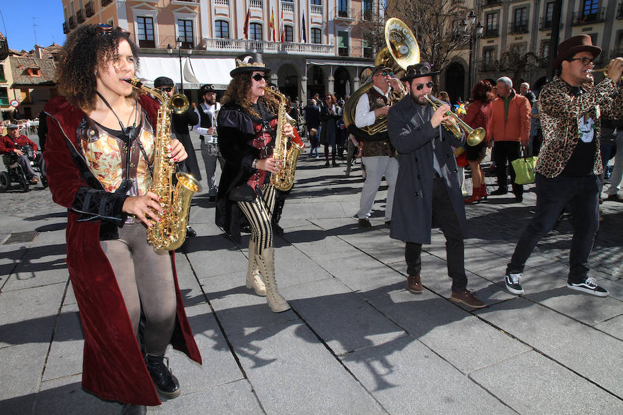 Fotos: Domingo de Piñata en Segovia