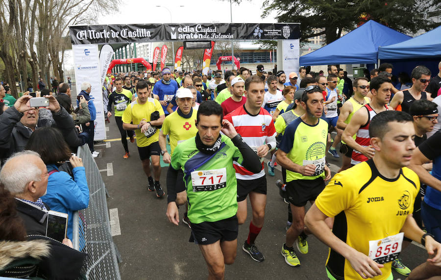 Fotos: IX Media Maraton El Norte de Castilla ciudad de Palencia