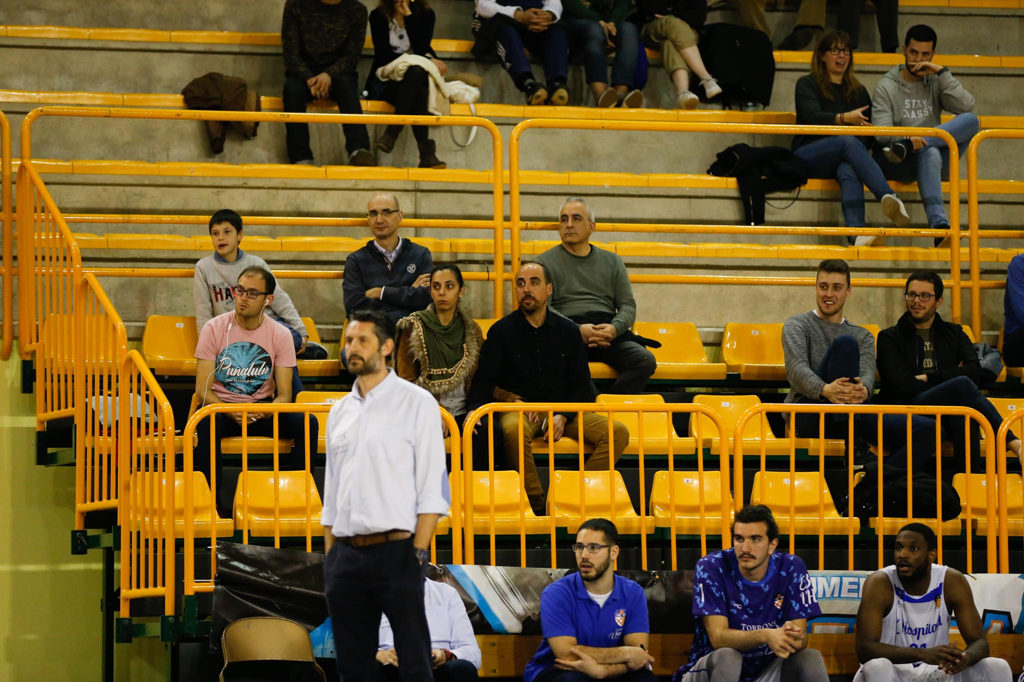 El equipo salmantino suma su quinta victoria y abandona el farolillo rojo del grupo de la permanencia