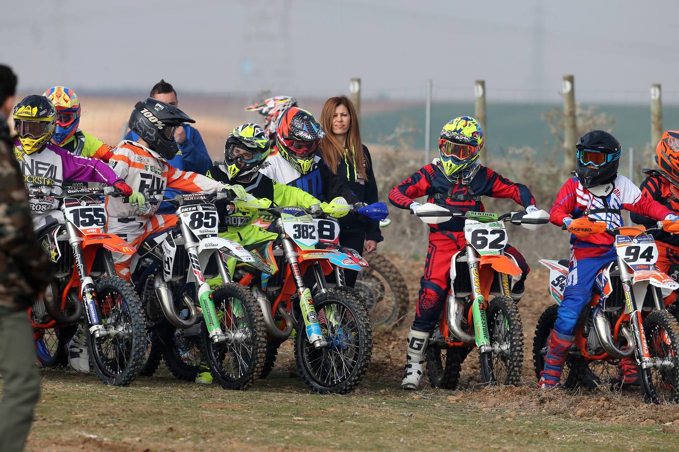 Fotos: Campeonato de Motocross de Castilla y León en la localidad vallisoletana de Rueda