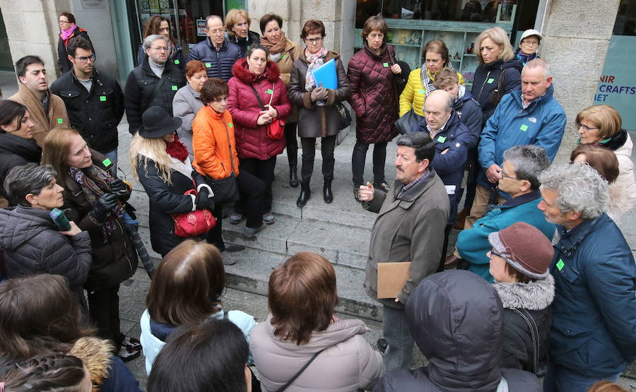 Visita de una edición anterior de Domingos de Patrimonio.