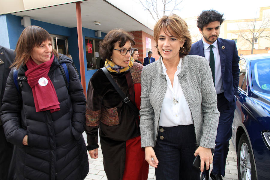 Fotos: La ministra de Justicia visita la exposición &#039;Pasos sin Tierra&#039; y el Memorial Democrático en La Cárcel Centro de Creación