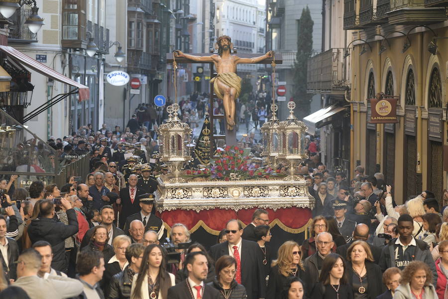 Fotos: Procesión extraordinaria por el 75 aniversario de la Exaltación de la Cruz