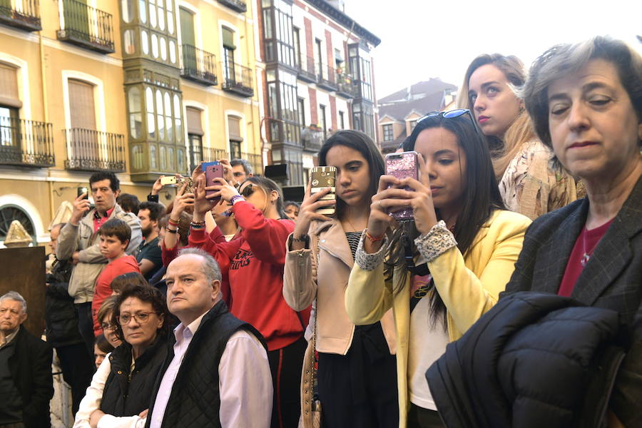 Fotos: Procesión extraordinaria por el 75 aniversario de la Exaltación de la Cruz