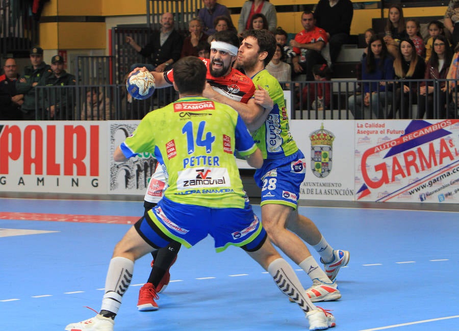 Fotos: Balonmano Nava - Zamora
