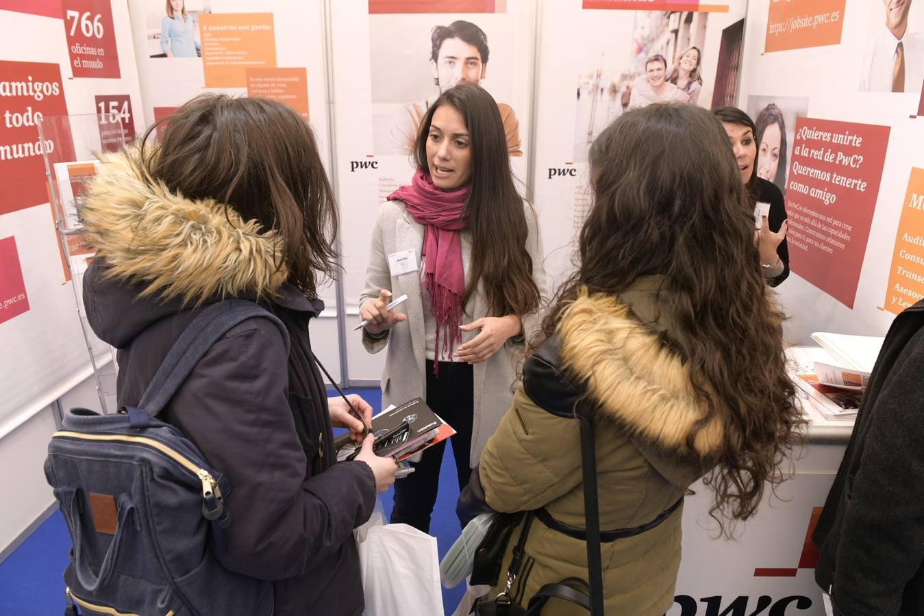 Inauguración de FIBEST, foro de empleo para estudiantes.