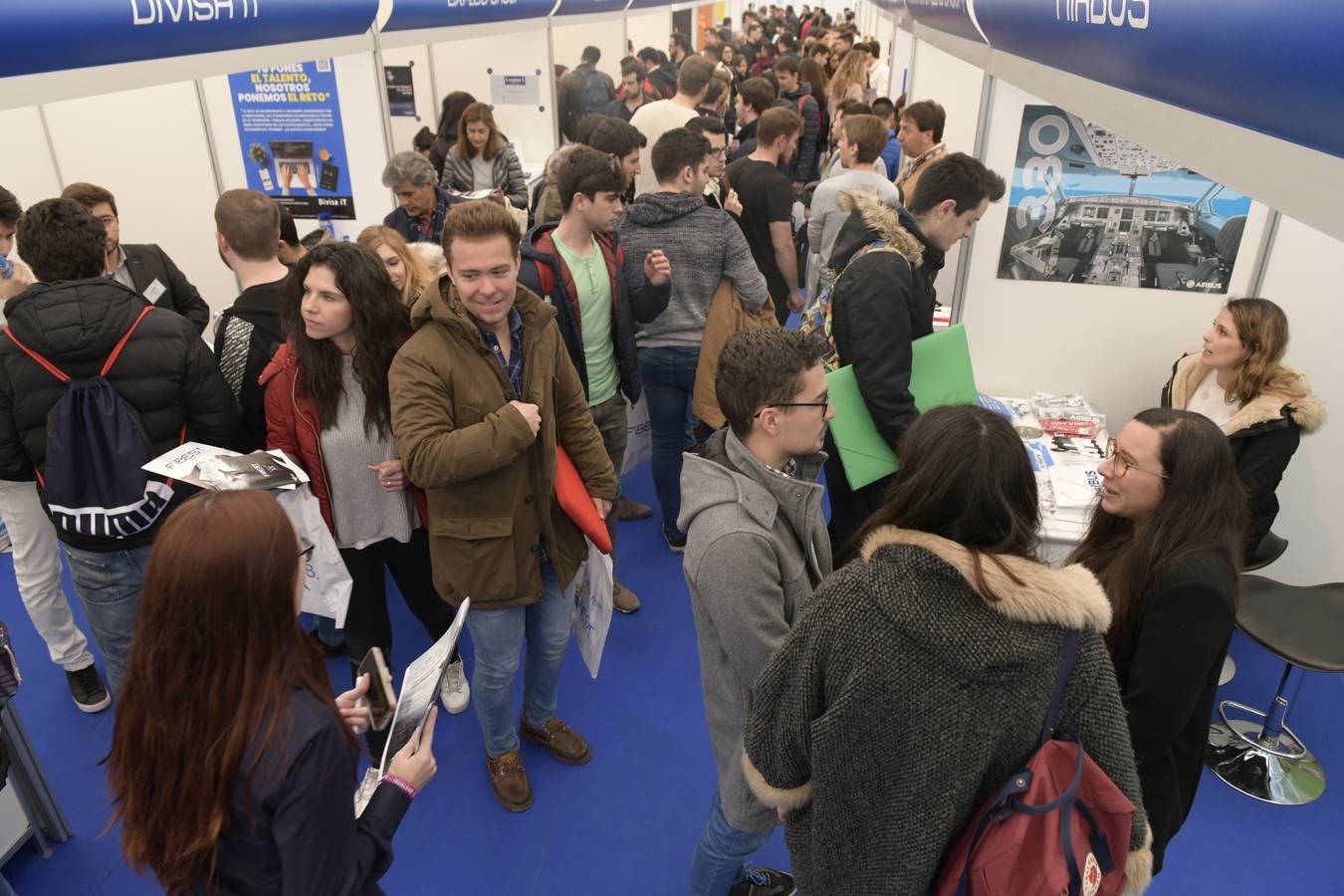 Inauguración de FIBEST, foro de empleo para estudiantes.