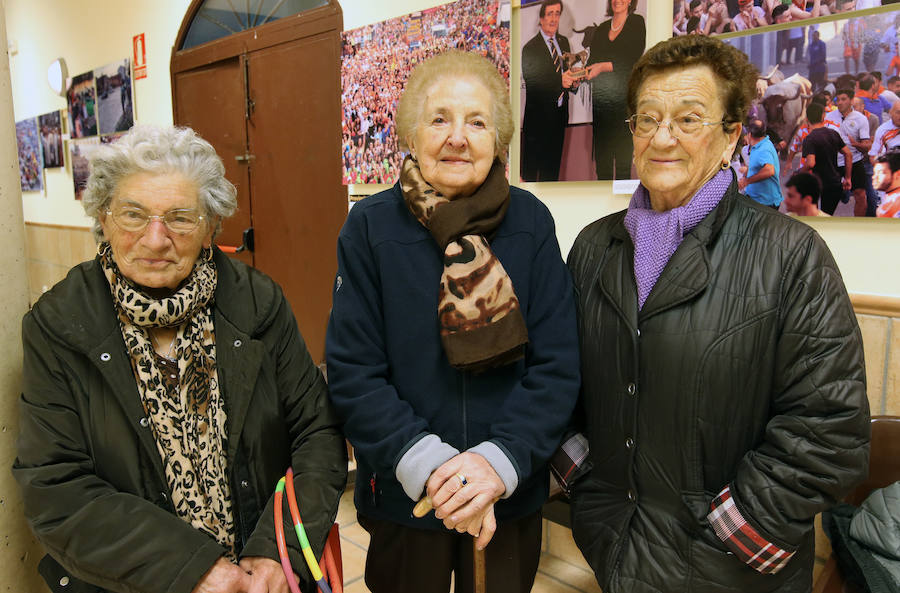 Fotos: Inauguración de la exposición «Un año en imágenes» de El Norte de Castilla en Ortigosa del Monte