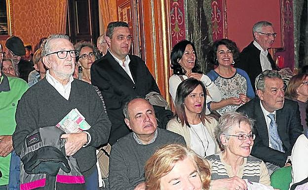 Público asistente a la conferencia. 