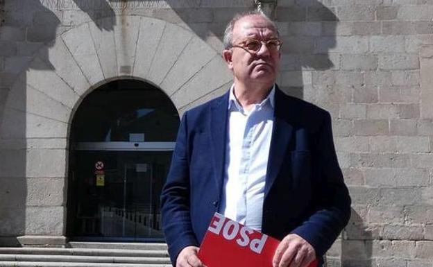 Jesús Caro, frente a la Audiencia Provincial de Ávila.