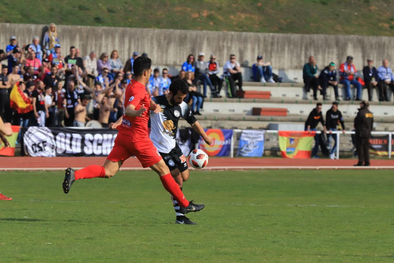 Fotos: Partido entre el Unionistas y Fuenlabrada
