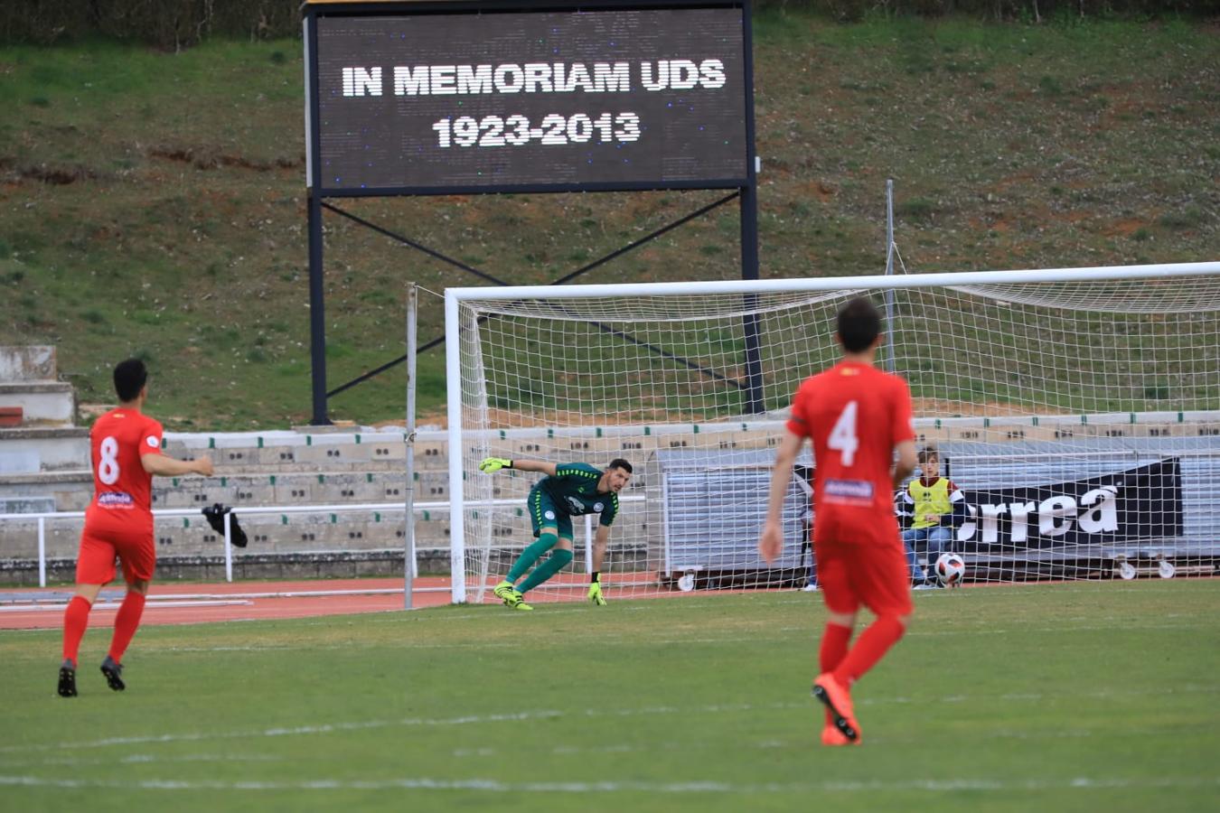 Fotos: Partido entre el Unionistas y el Fuenlabrada (2/2)