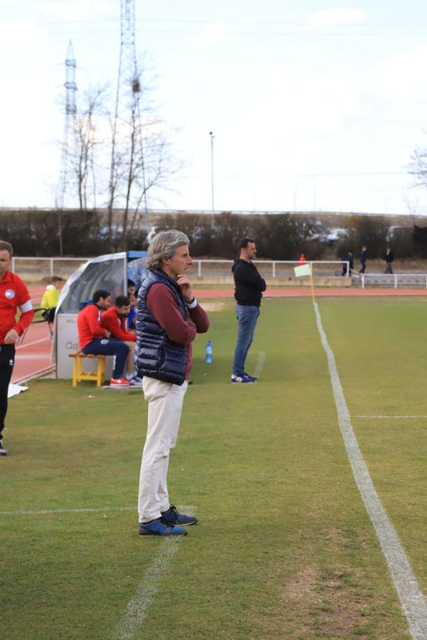 Fotos: Partido entre el Unionistas y el Fuenlabrada (2/2)