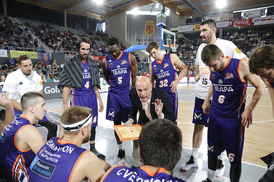 Fotos: Chocolates Trapa Palencia 64-63 CB Prat