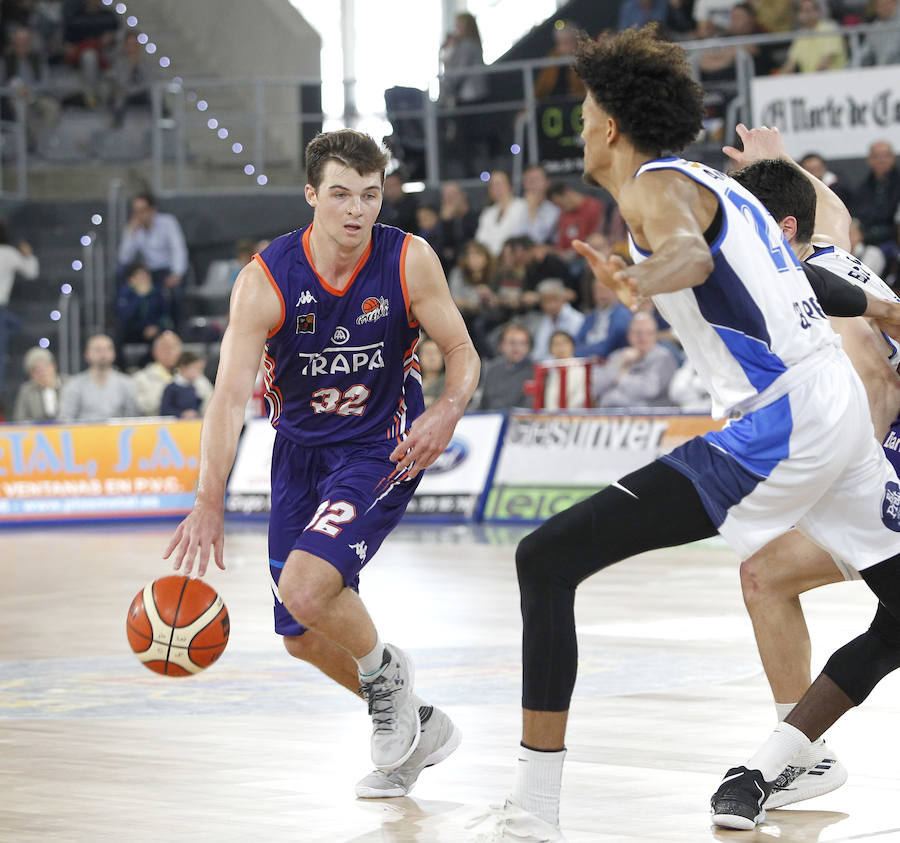 Fotos: Chocolates Trapa Palencia 64-63 CB Prat