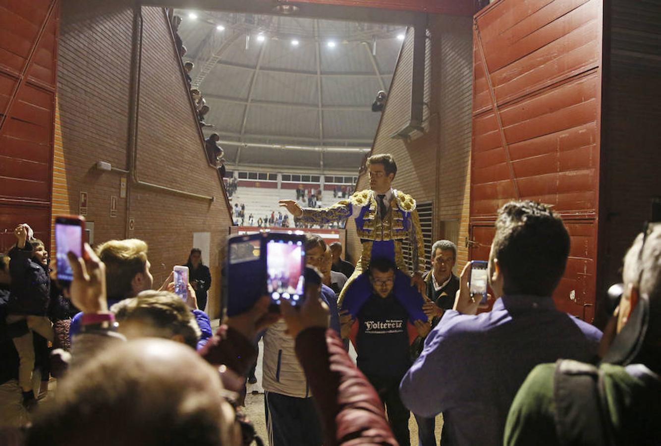 Corrida toros en la plaza vallisoletana de La Flecha (Arroyo de la Encomienda).