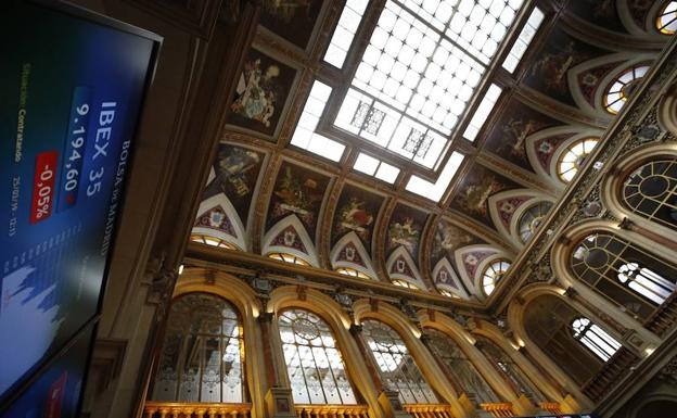 Vista de un panel de la Bolsa de Madrid. 