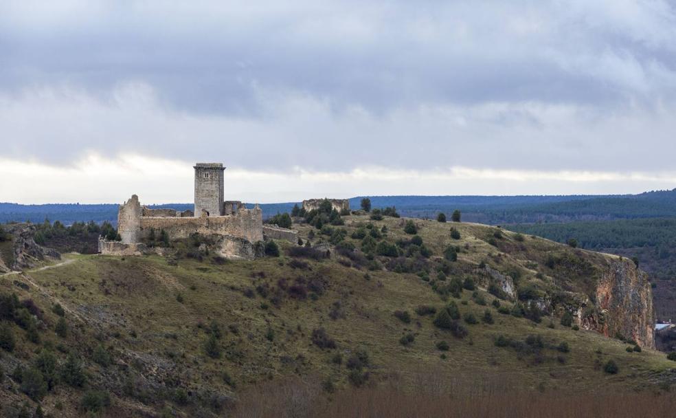 Castillo. Mirador sobre el cañón.