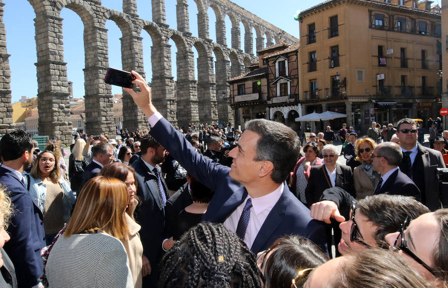 Fotos: Visita de Pedro Sánchez a Segovia