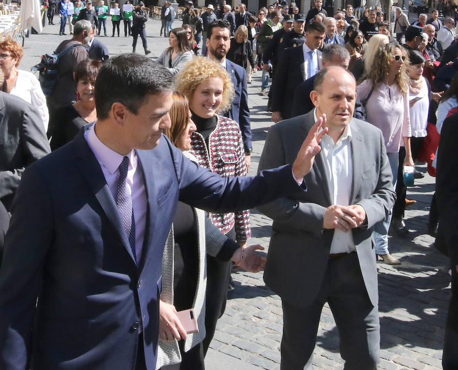 Fotos: Visita de Pedro Sánchez a Segovia