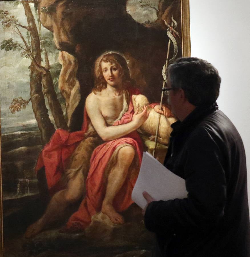La muestra, abierta hasta el 23 de abril, repasa la visión de artistas como Juan de Juni, Berruguete o Santiago Bellido y Pedro Guerra 