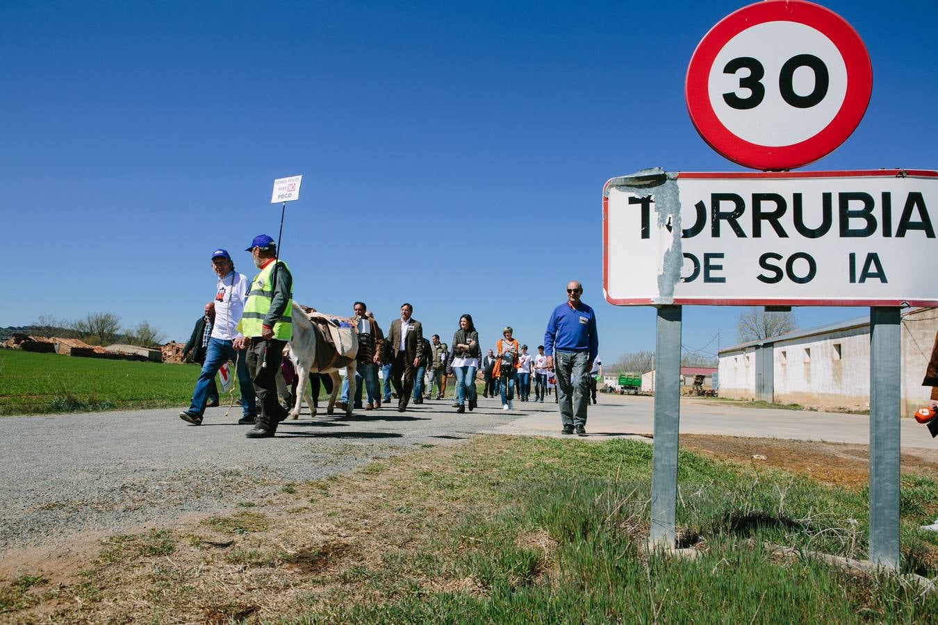 La iniciativa parte como protesta por la falta de infraestructuras en la provincia