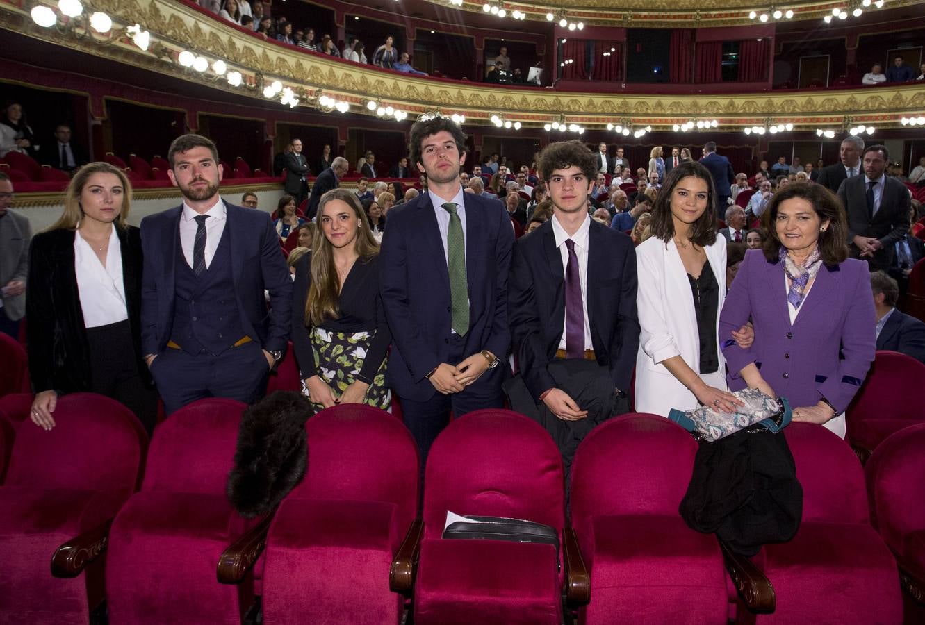 Medalla de Oro de la ciudad a Renault y sus trabajadores y el título de Hijo Predilecto para el vallisoletano José Vicente de los Mozos