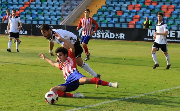 Un lance del partido disputado ayer en el Helmántico.