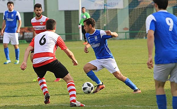 Una acción del encuentro entre Unami y Villarcayo, en La Albuera. 
