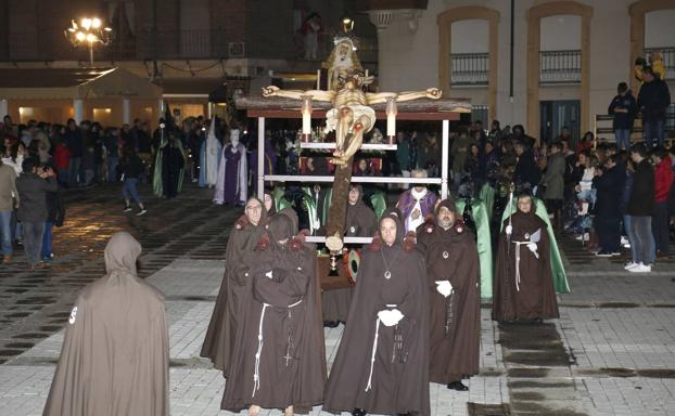 Procesión de Luz y Tinieblas.