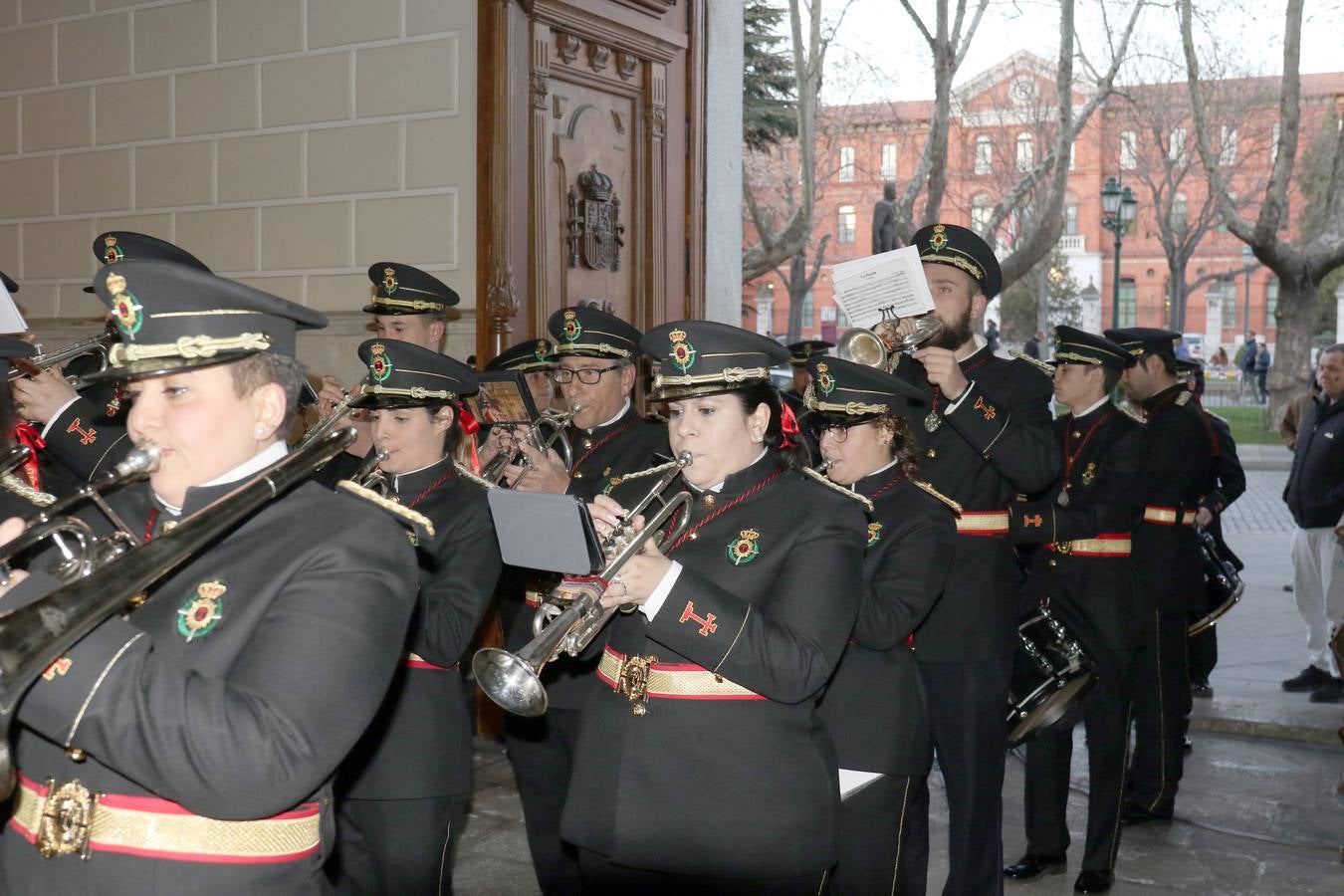 Participaron la banda de la cofradía penitencial de la Sagrada Pasión de Cristo, la cofradía penitencial de Nuestra Señora de la Piedad y la cofradía penitencial del Santísimo Cristo del Despojado
