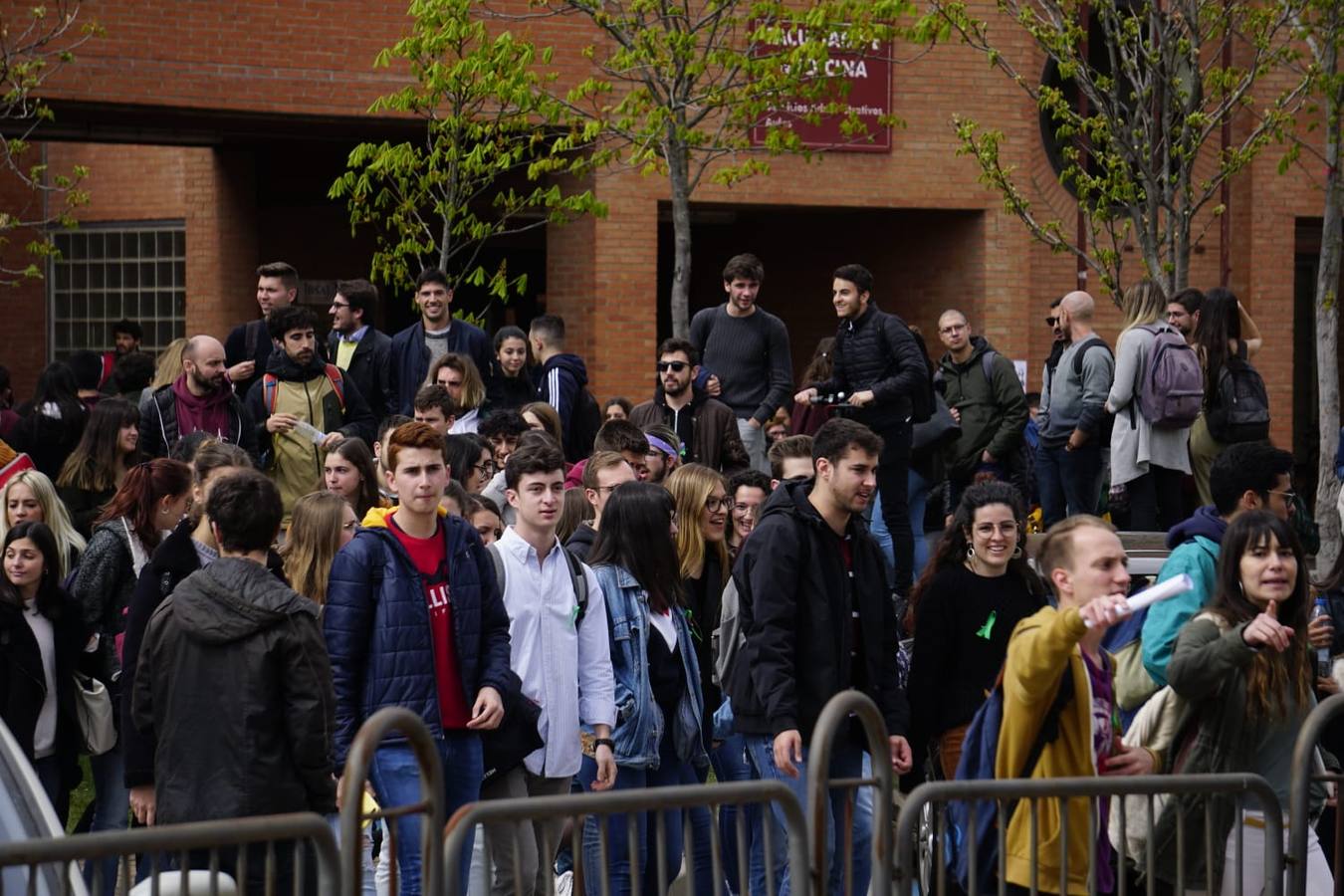 Fotos: Protesta de los estudiantes de Medicina en Salamanca