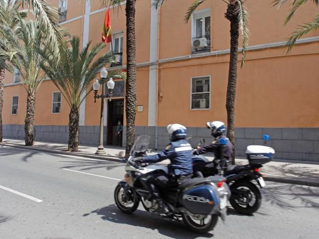 Fachada de la Comandancia de la Guardia Civil de Alicante. 