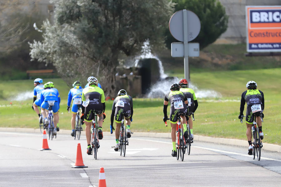 Fotos: Fotografías del II Duatlón Grupo Andrés por equipos (2/2)