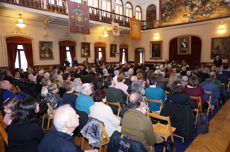 Fotos: Recital poético para celebrar el 75 aniversario del primer pregón de las Siete Palabras
