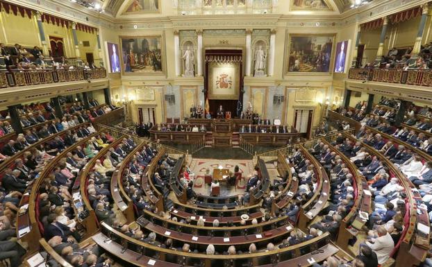Los socialistas obtendrían dos escaños en Valladolid, uno más que ahora, según el CIS