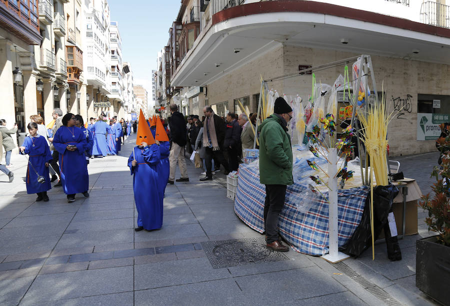 Fotos: Los niños inauguran la Semana Santa de Palencia