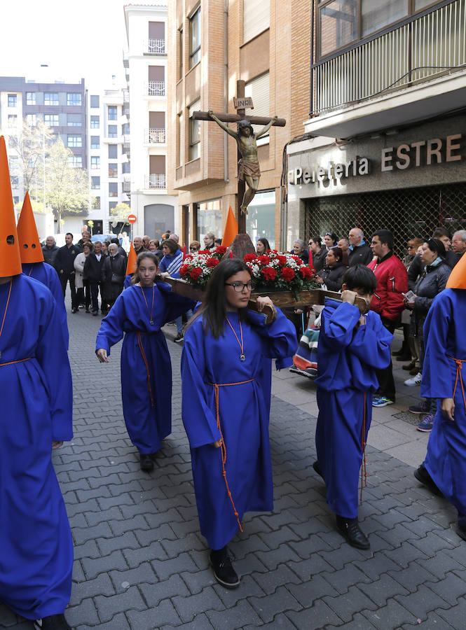 Fotos: Los niños inauguran la Semana Santa de Palencia