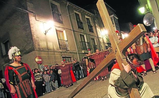 Lerma (Burgos). Participan más de 250 actores del pueblo, que desarrollan doce escenas. 