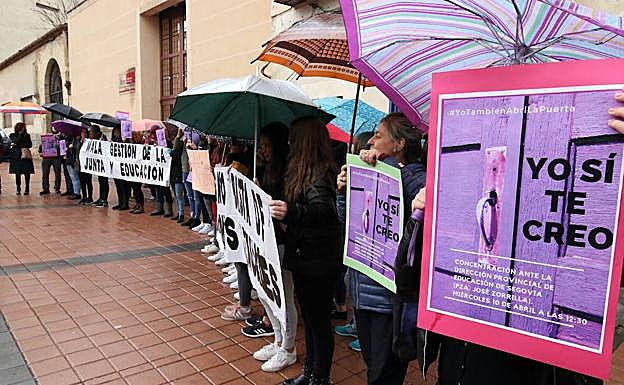 Participantes en la concentración. 