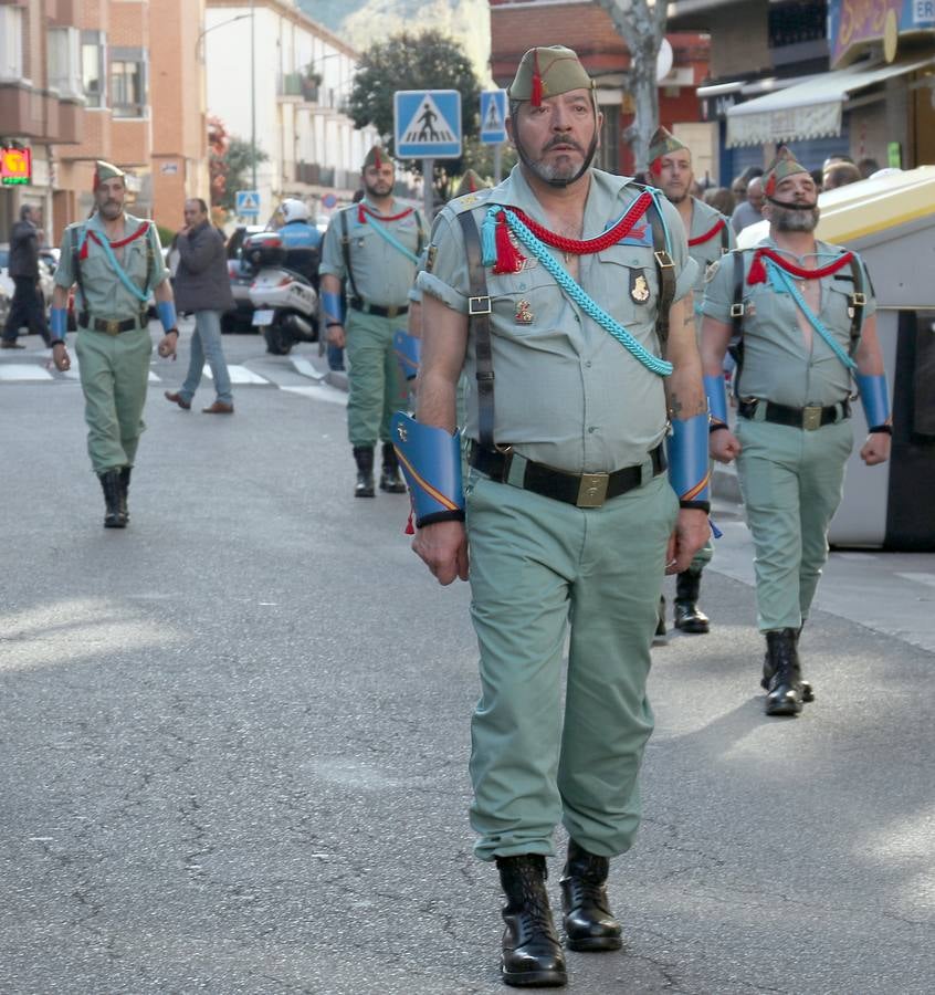 Fotos: Procesión con desfile de los Legionarios con el Criso de la Buena Muerte en la Victoria.