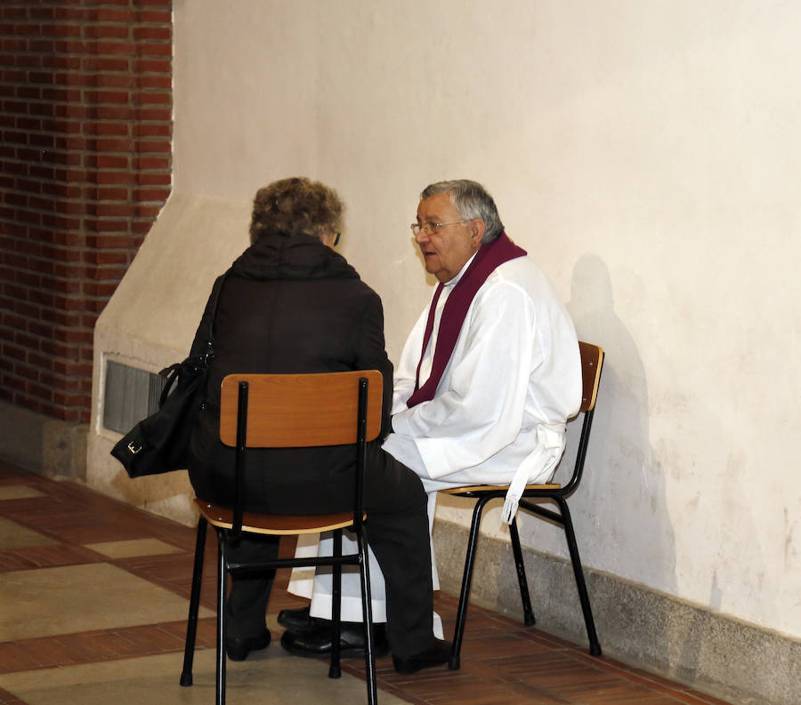 Fotos: Procesión de Piedad y Reconciliación