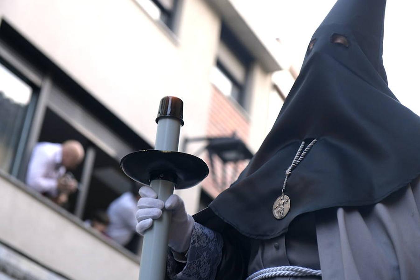 La Procesión de las Cinco Llagas ha recorrido el centro de Valladolid