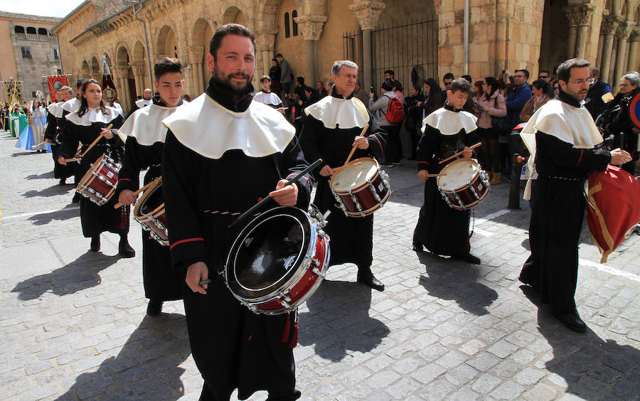 Fotos: Procesión de la Borriquilla en Segovia
