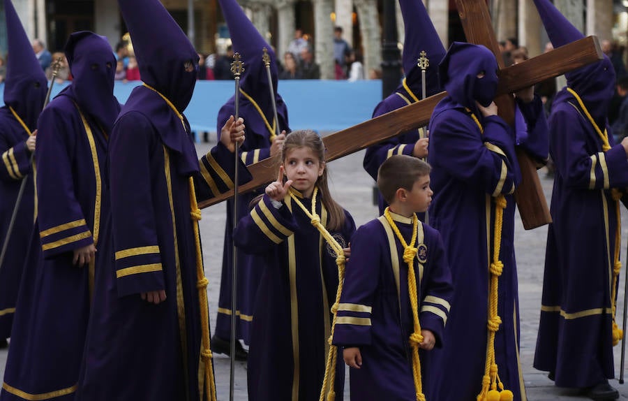 Fotos: Procesión de Las Cinco LLagas en Palencia