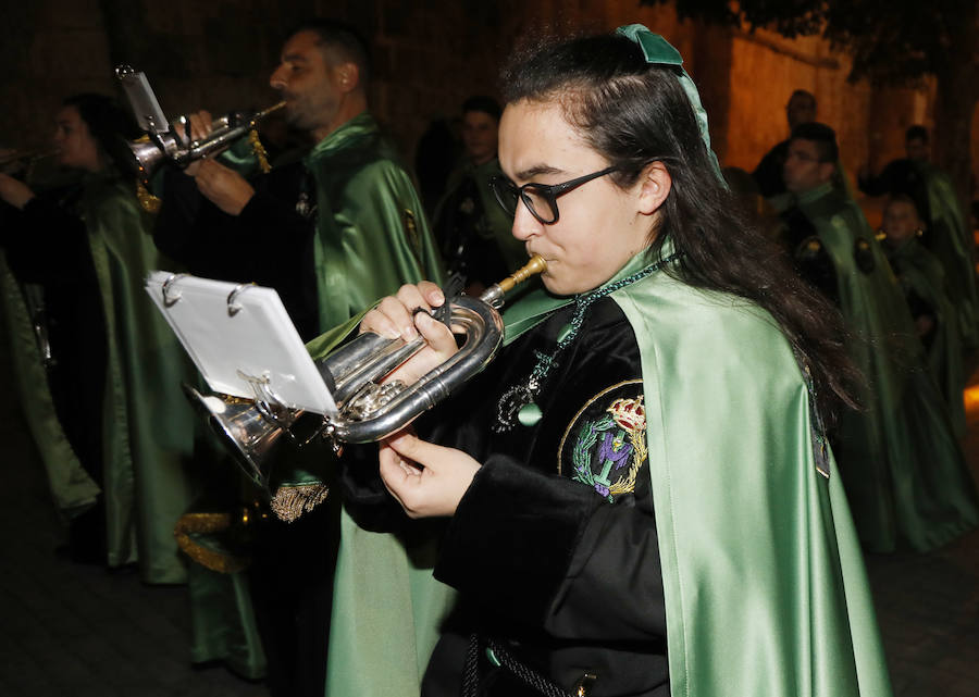 Fotos: Procesión de Las Cinco LLagas en Palencia