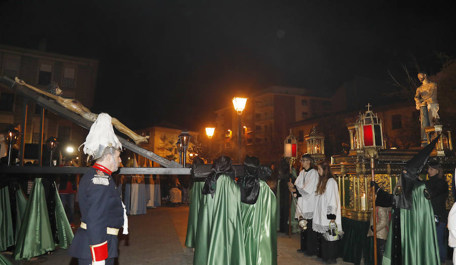 Fotos: Procesión de Las Cinco LLagas en Palencia